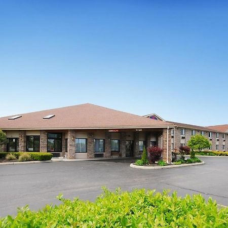 Hotel Baymont By Wyndham Delaware Extérieur photo