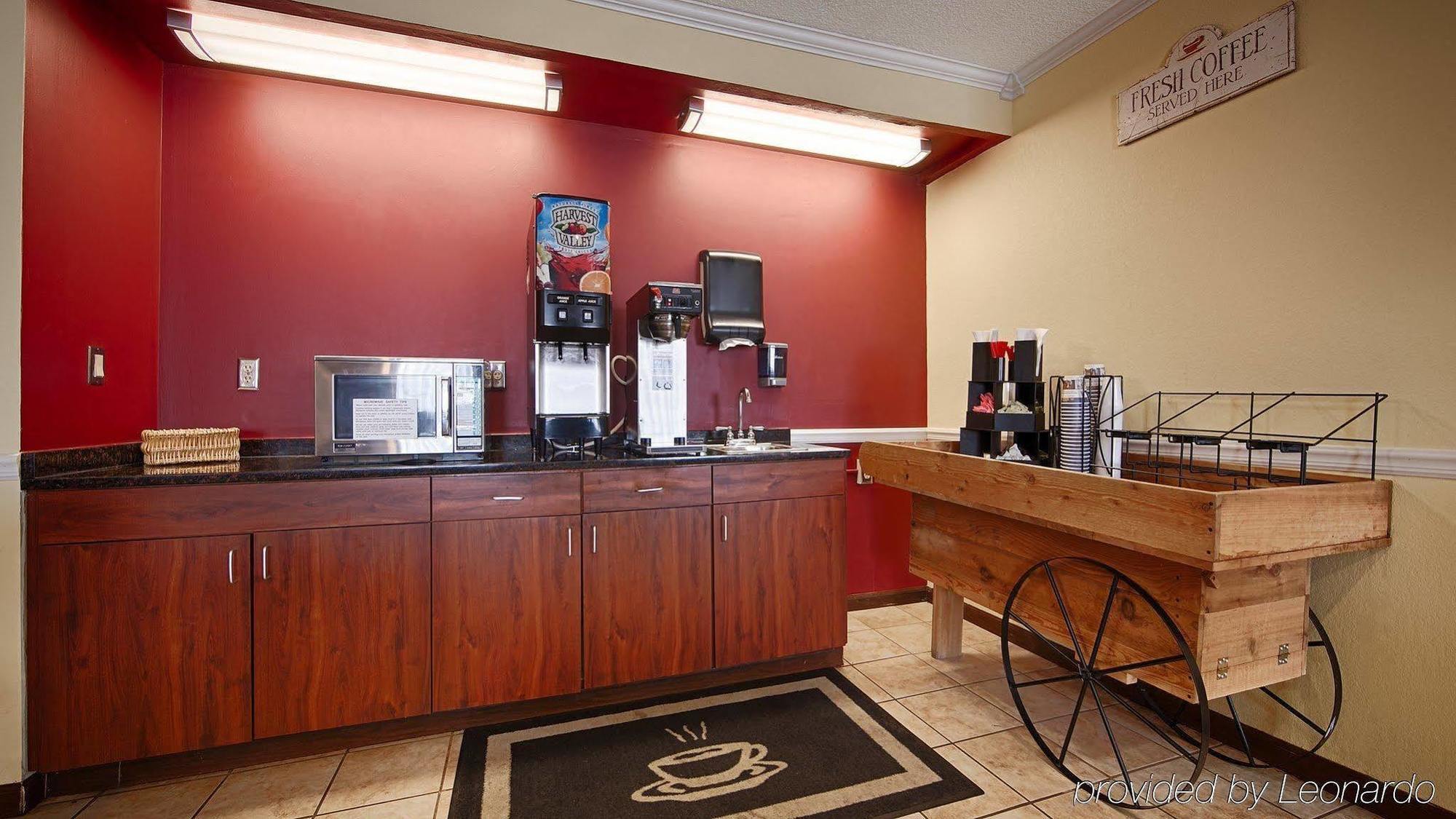 Hotel Baymont By Wyndham Delaware Extérieur photo